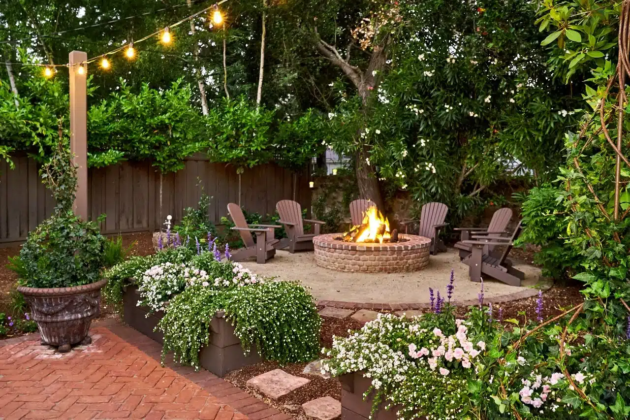 Outdoor Lighting: Energy-Efficient Design That Enhances Your Yard